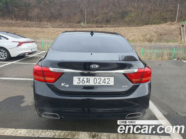 Kia K9 Special, 2013 6