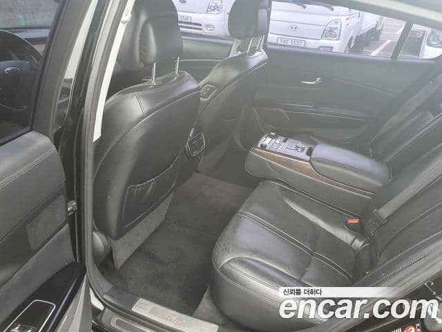 Kia K9 Special, 2013 11