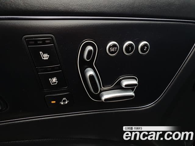 Kia K9 Special, 2013 12