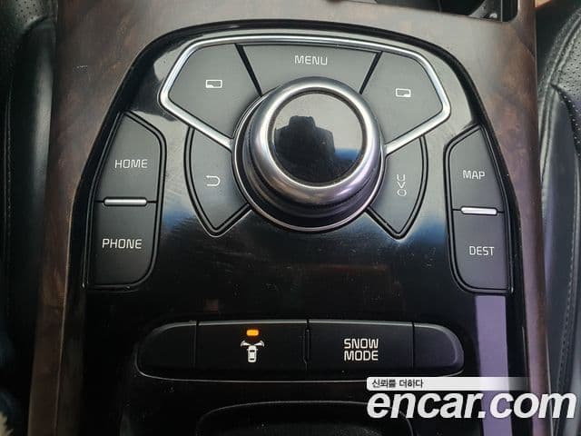 Kia K9 Special, 2013 16