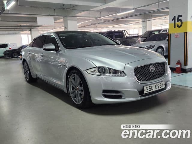 Jaguar All New XJ X351, 2015 3