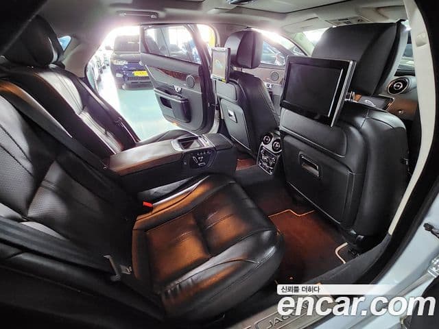 Jaguar All New XJ X351, 2015 10