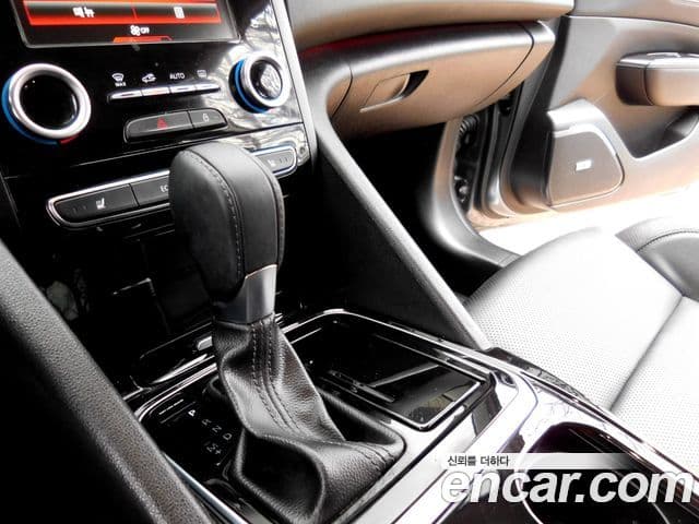 Renault Korea(Samsung) SM6 2.0 LPe LE (для людей с инвалидностью), 2016 9