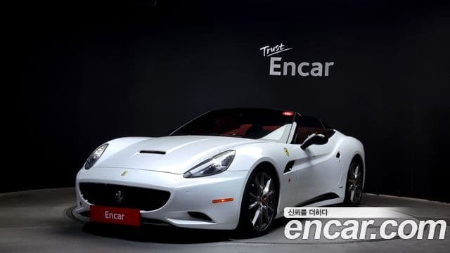 Ferrari 캘리포니아 4.3 V8, 2011 1