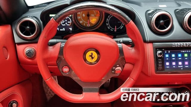 Ferrari 캘리포니아 4.3 V8, 2011 13
