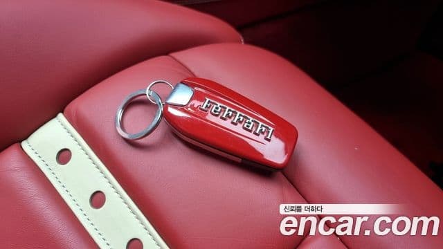 Ferrari 캘리포니아 4.3 V8, 2011 19