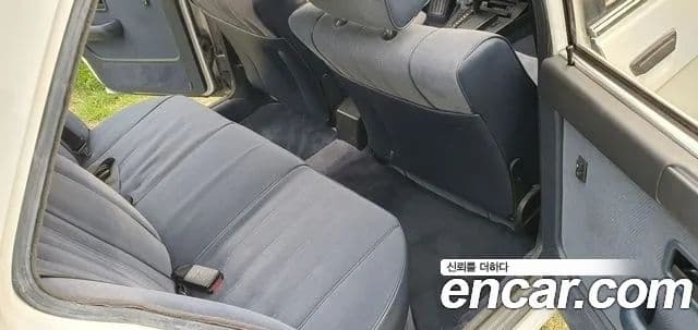 BMW 5시리즈 E28, 1984 13