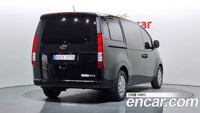 Hyundai Staria Modern, 2023 2