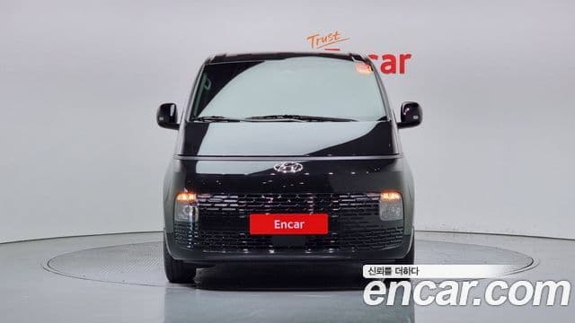 Hyundai Staria Modern, 2023 3