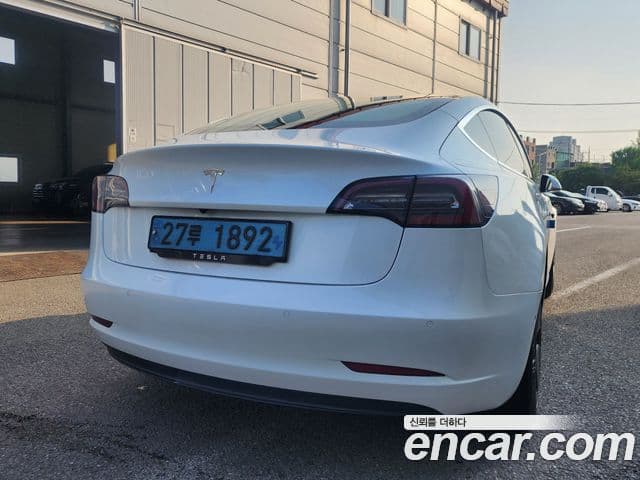 Tesla модель 3 Standard Range Plus, 2020 4