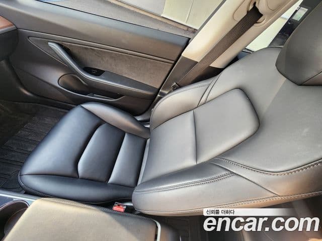 Tesla модель 3 Standard Range Plus, 2020 13