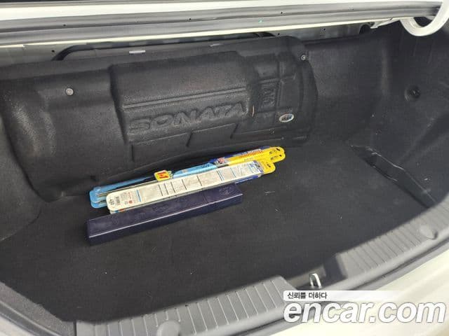 Hyundai YF Sonata Premier, 2010 11