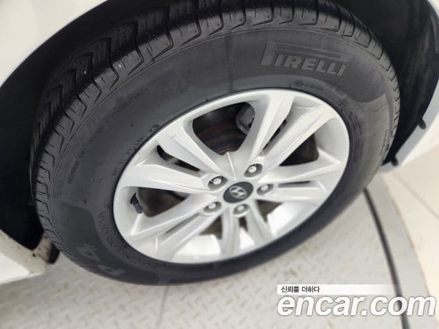 Hyundai YF Sonata Premier, 2010 15