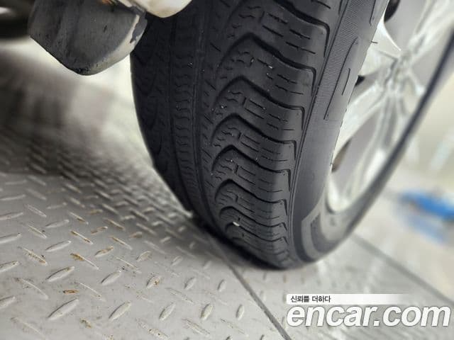 Hyundai YF Sonata Premier, 2010 16