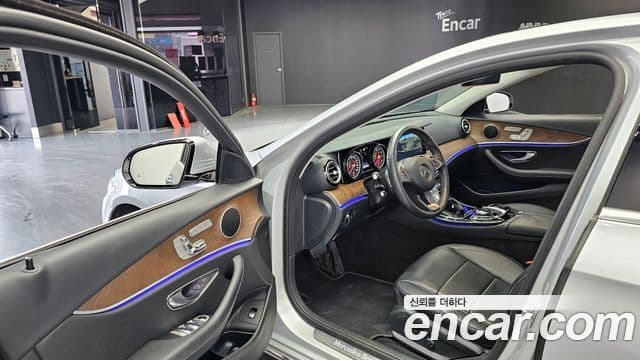 Mercedes-Benz E-класс W213 E300 Exclusive Standard, 2018 11