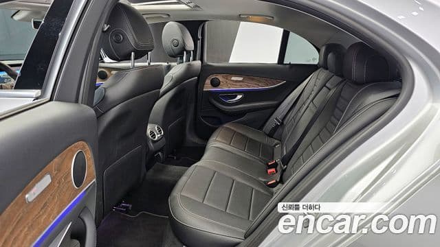 Mercedes-Benz E-класс W213 E300 Exclusive Standard, 2018 13