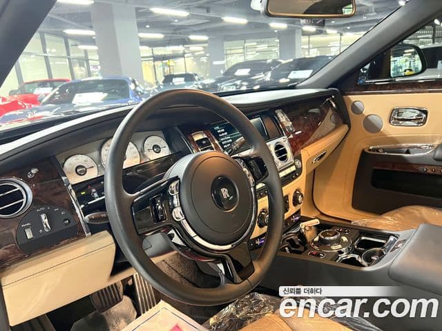 Rolls-Royce 고스트 6.6 EWB V12, 2018 все фото