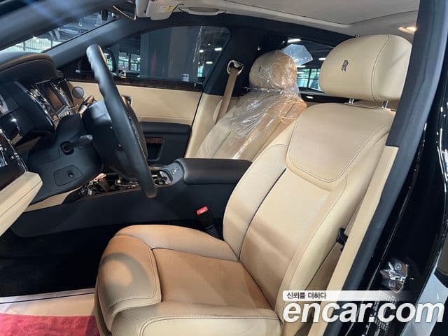 Rolls-Royce 고스트 6.6 EWB V12, 2018 7