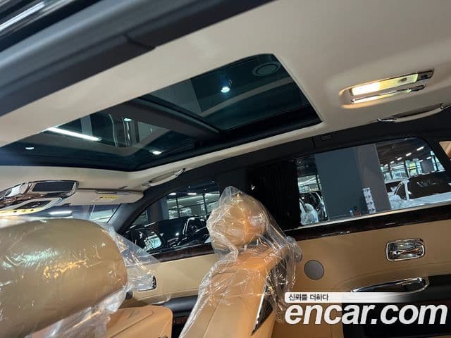 Rolls-Royce 고스트 6.6 EWB V12, 2018 11