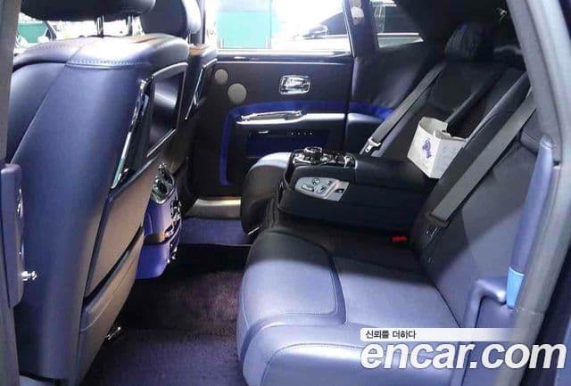 Rolls-Royce 고스트, 2019 7