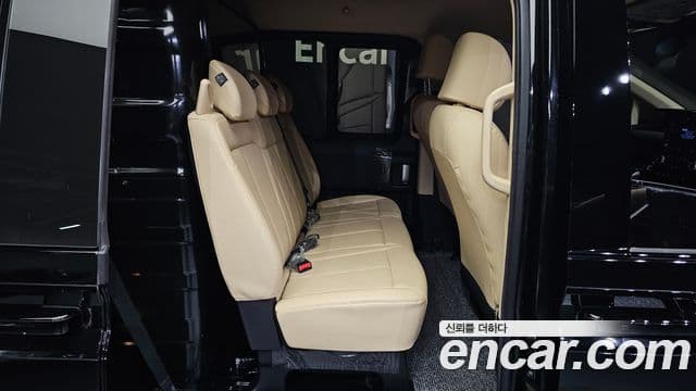 Hyundai Staria Modern, 2023 11