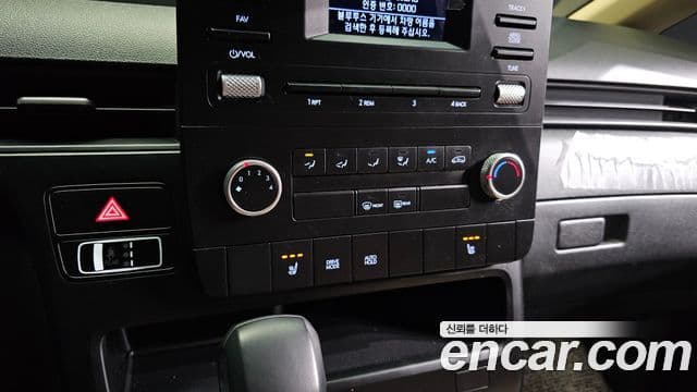 Hyundai Staria Modern, 2023 17