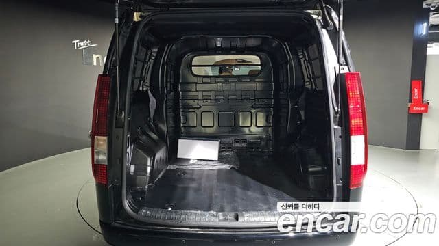 Hyundai Staria Modern, 2023 20