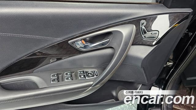 Hyundai Grandeur HG Modern, 2016 12