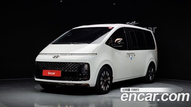 Hyundai Staria Prestige, 2024 1