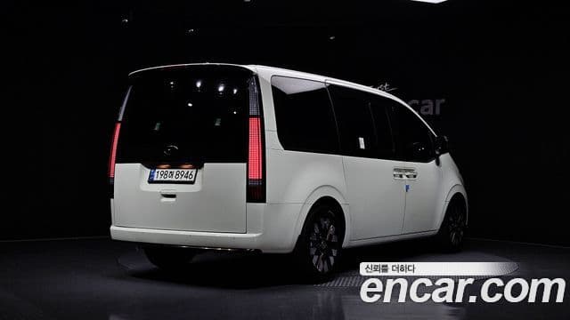 Hyundai Staria Prestige, 2024 2