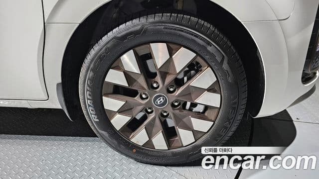 Hyundai Staria Prestige, 2024 все фото