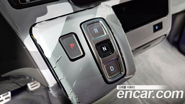 Hyundai Staria Prestige, 2024 9