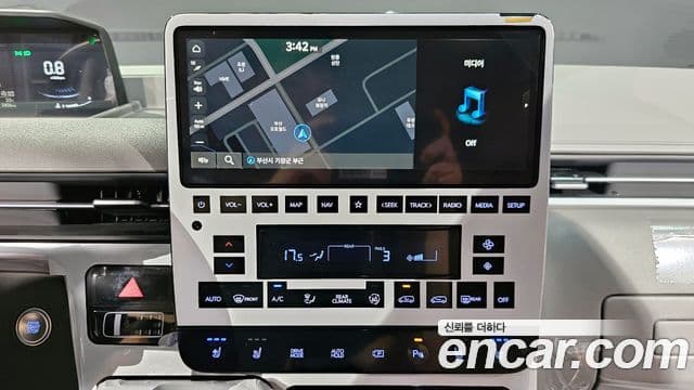 Hyundai Staria Prestige, 2024 14