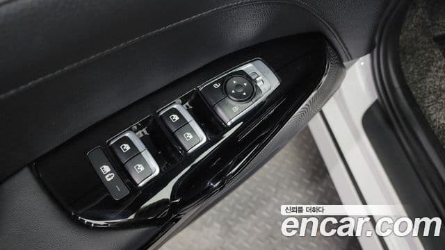 Kia K5 гибрид 3세대 Noblesse, 2020 14