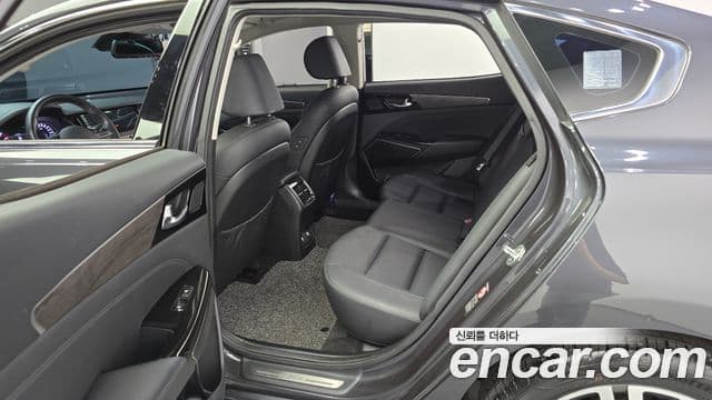 Kia K7 Premier Noblesse, 2020 11