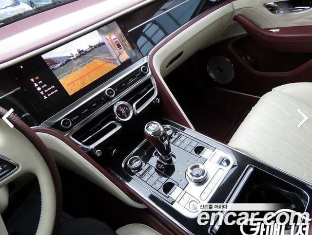 Bentley Flying Spur 3세대, 2022 11