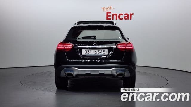 Mercedes-Benz GLA-класс X156 Premium, 2019 4