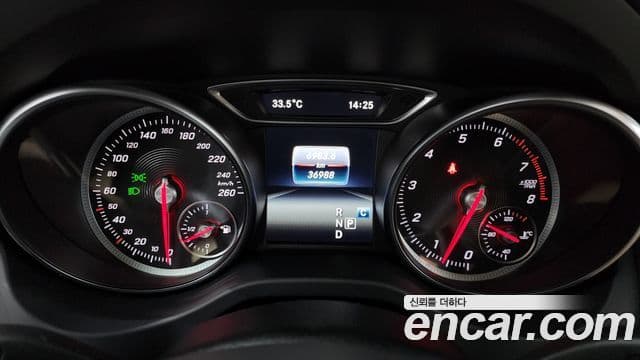 Mercedes-Benz GLA-класс X156 Premium, 2019 8