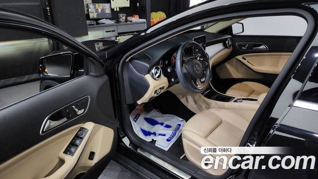 Mercedes-Benz GLA-класс X156 Premium, 2019 10