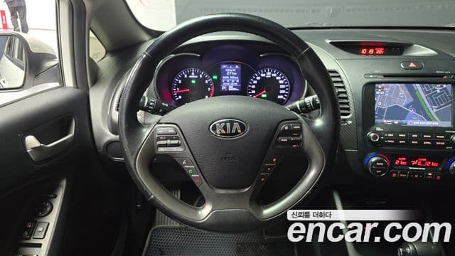 Kia K3 Trendy, 2014 13