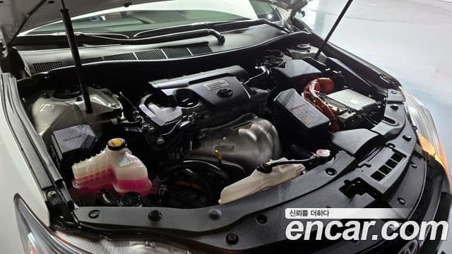 Toyota New 캠리 гибрид LE, 2016 6