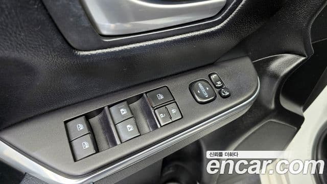 Toyota New 캠리 гибрид LE, 2016 17