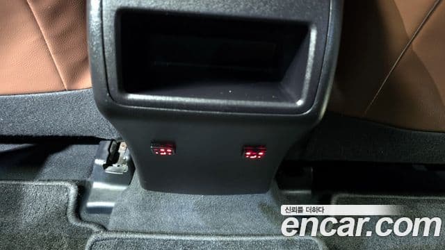 Toyota New 캠리 гибрид LE, 2016 19