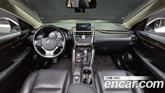 Lexus NX300h Executive, 2017 7