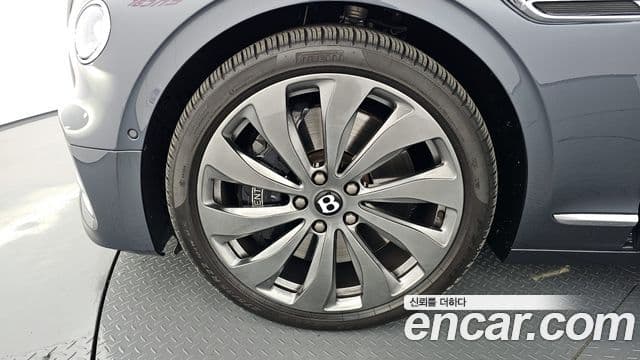 Bentley Flying Spur 3세대, 2021 все фото