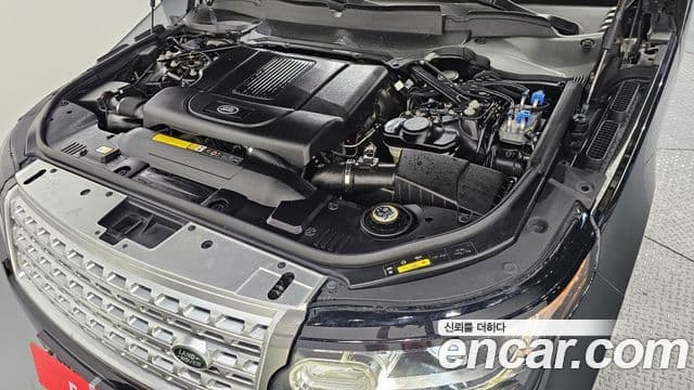 Land Rover Range Rover 4세대 4.4 SDV8 Vogue SE дизель, 2017 6