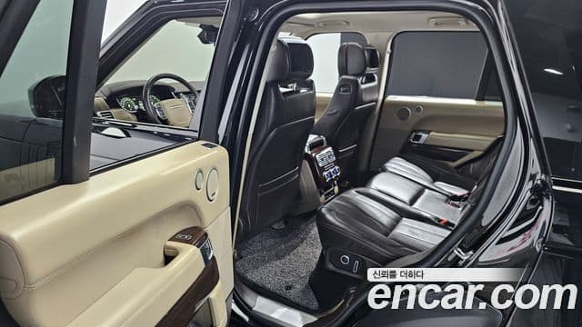 Land Rover Range Rover 4세대 4.4 SDV8 Vogue SE дизель, 2017 17