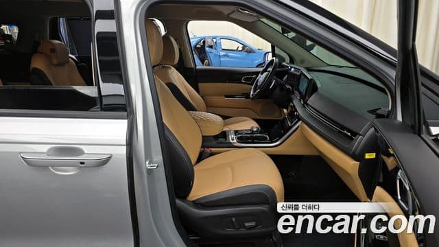 Kia Carnival 4세대 Signature, 2023 11