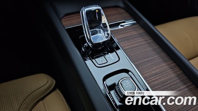 Volvo XC60 2세대 T8 Ultimate Bright, 2024 9