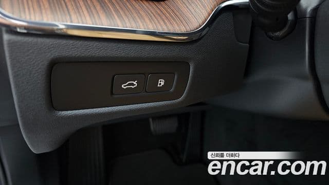 Volvo XC60 2세대 T8 Ultimate Bright, 2024 16